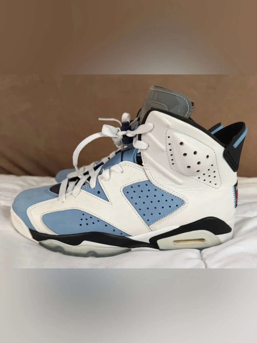 Men’s Jordan 6 “UNC”