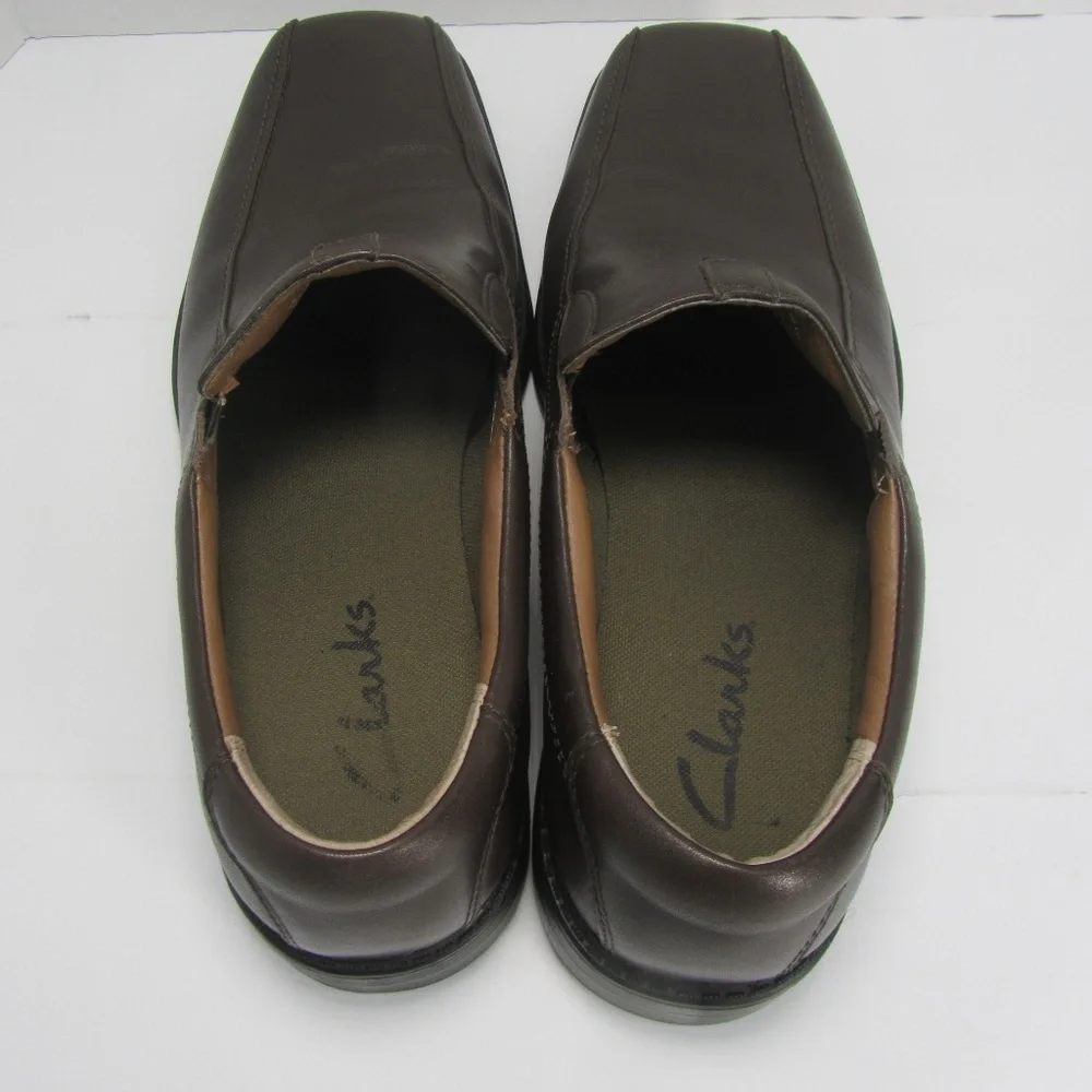 Clarks‎ Brown Leather Loafers 11M Slip On