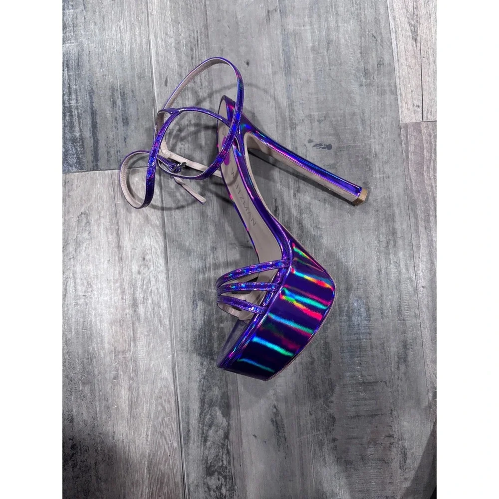 Stuart Weitzman elevate your