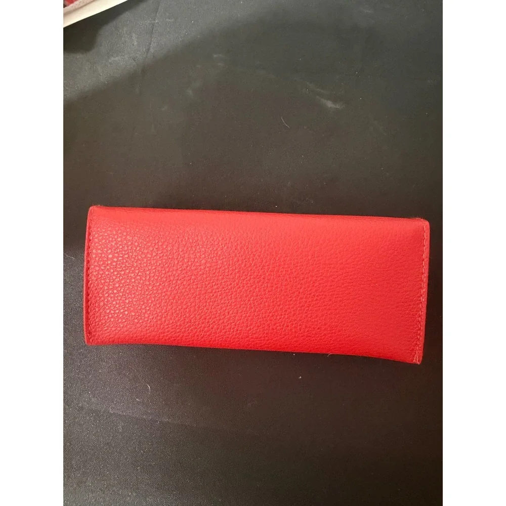 Guess eyewear case