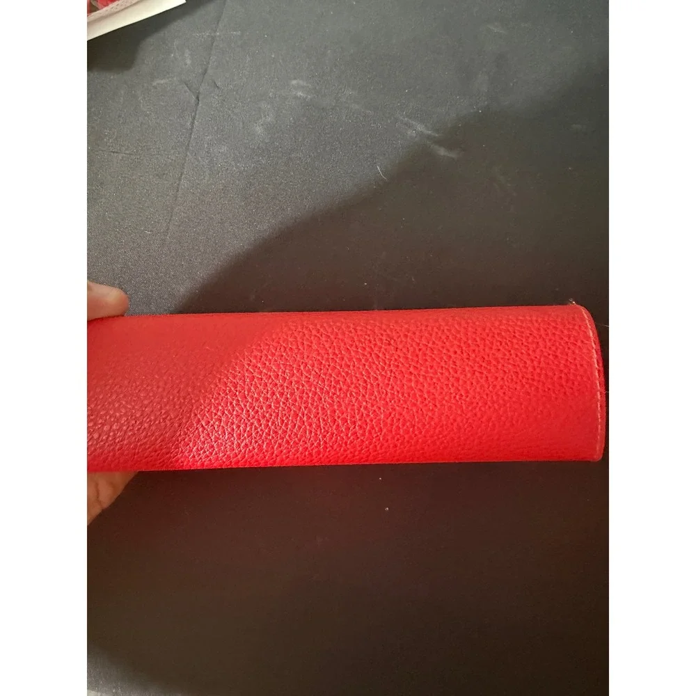 Guess eyewear case