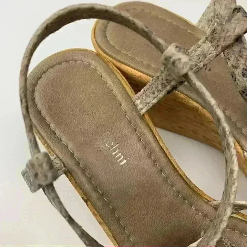 Lorenzo Chelini womens sandals size 40 taupe snakeskin print t-strap platforms