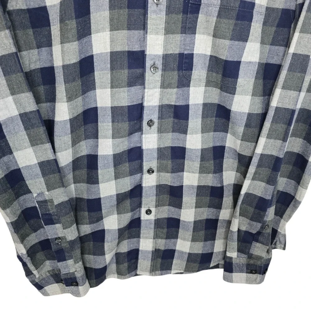 Banana Republic Shirt Mens Medium Gray Blue Button Up Check Untucked Fit Flannel