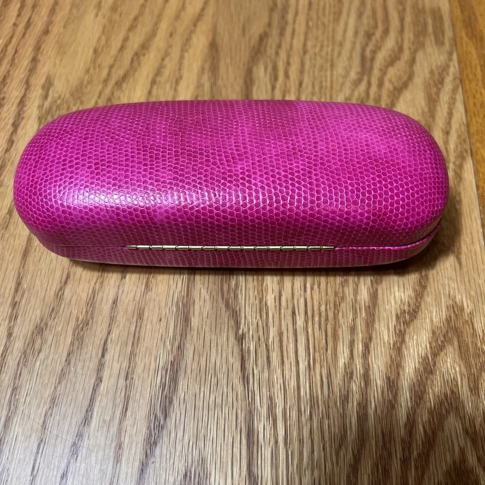 Lilly Pulitzer hard eye magenta