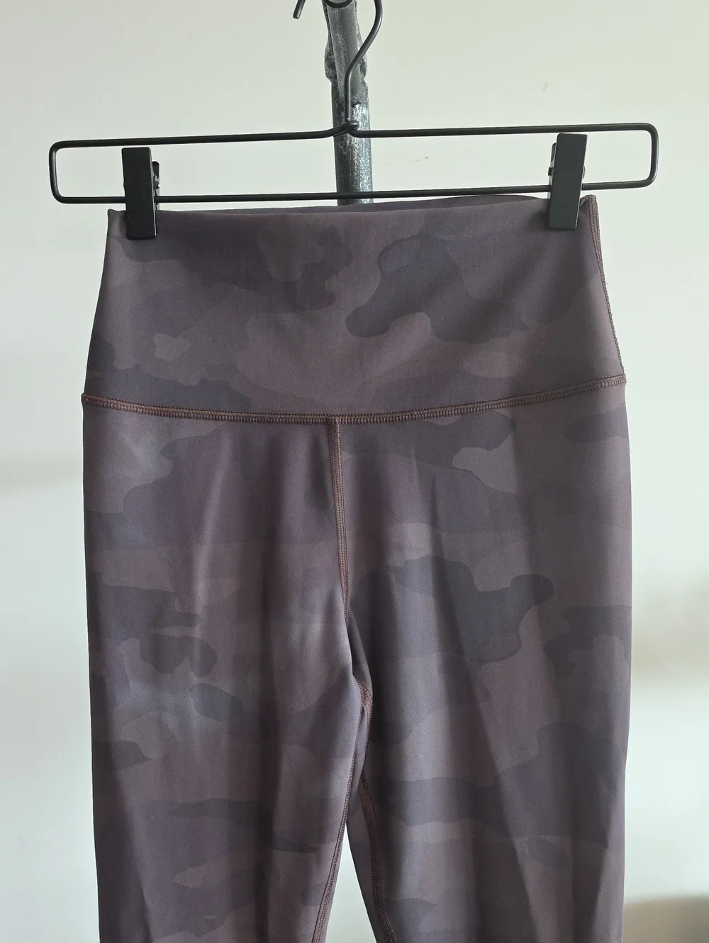 ALO Yoga Camo Leggings