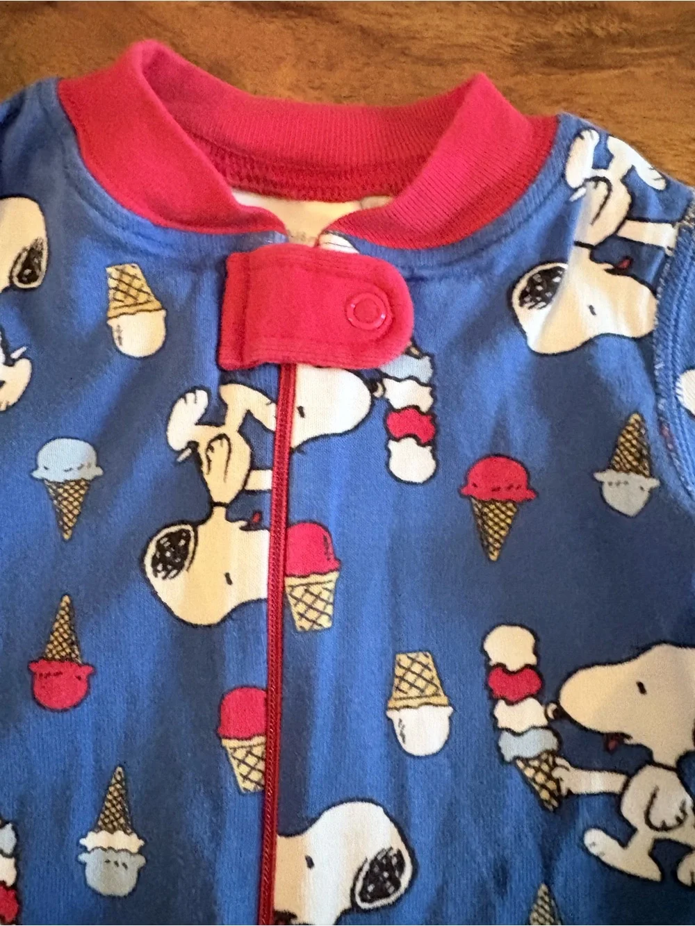 Hanna Andersson 75 zipper snoopy