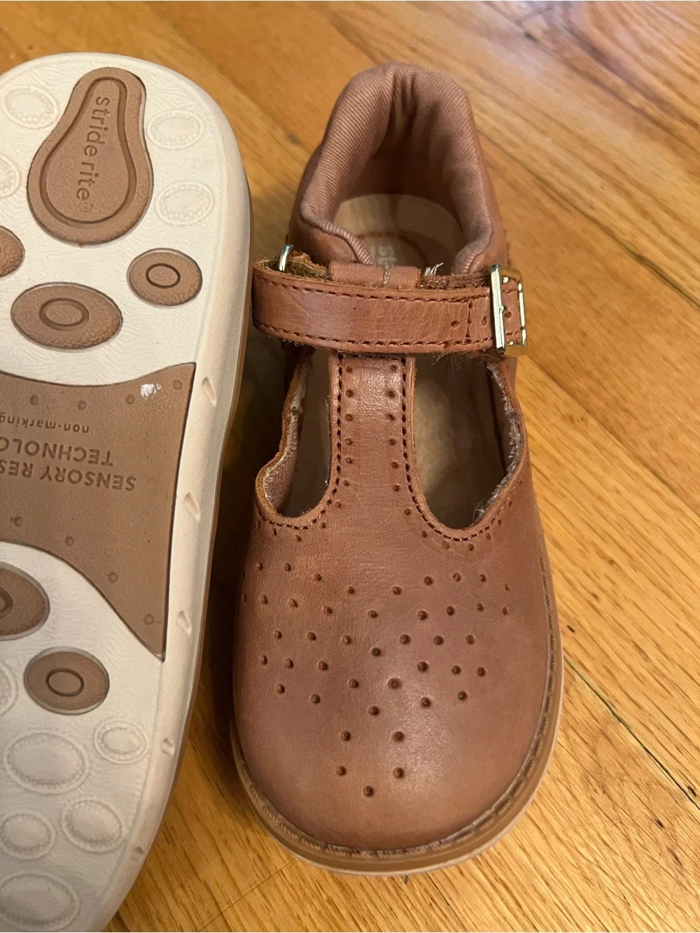 Stride Rite buckle blush everyday