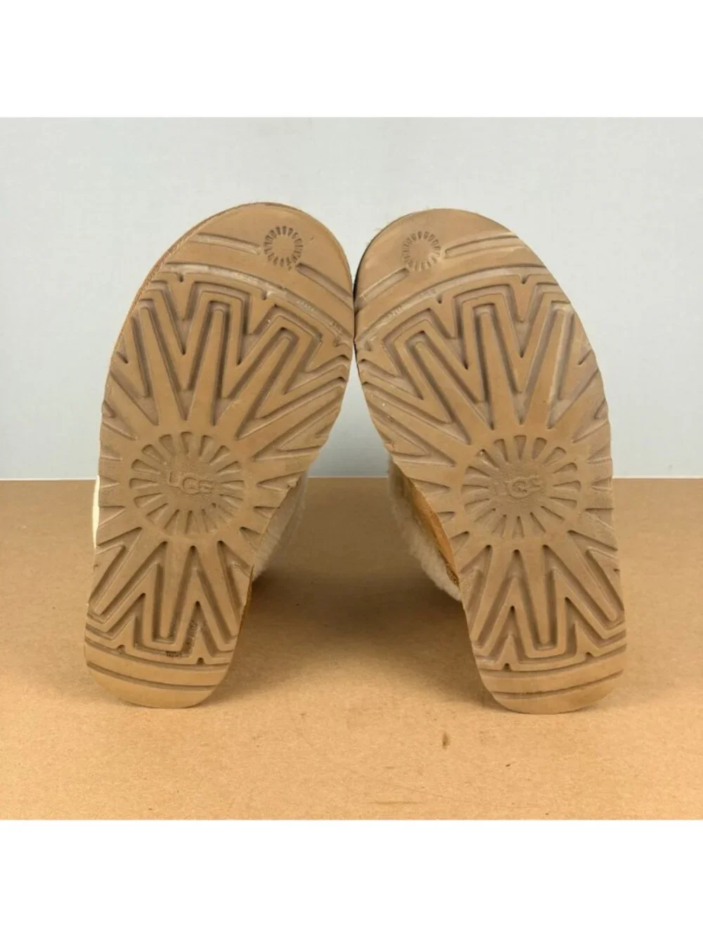 UGG style number