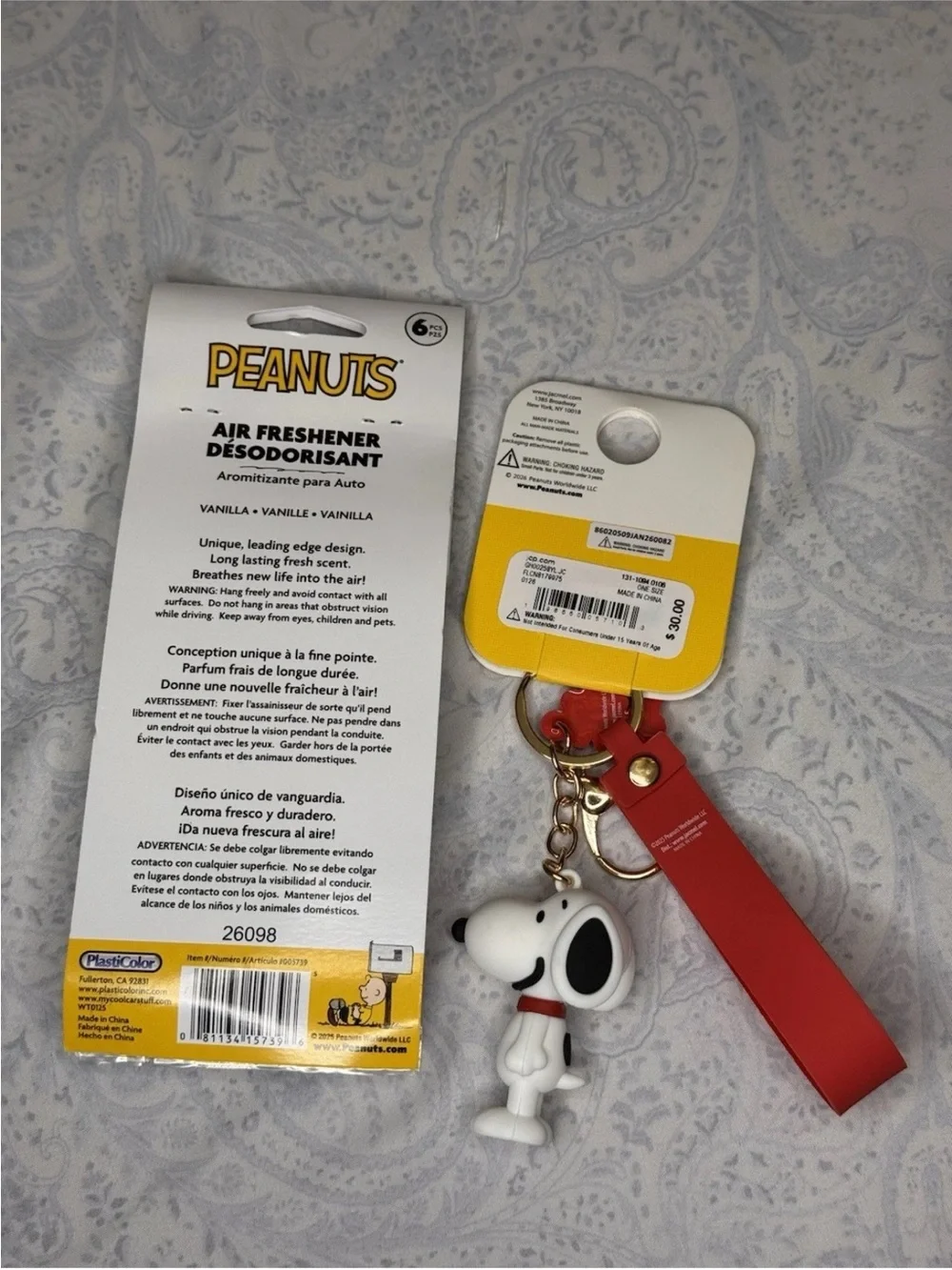 Peanuts snoopy keyring