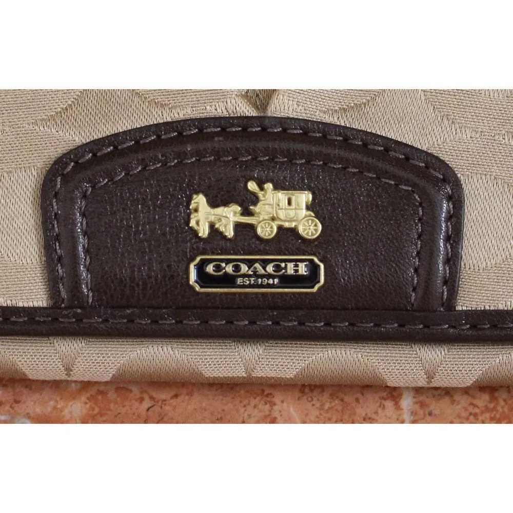 Coach Madison Op Art Clutch Wallet Beige Sateen & Leather Mahogany Khaki…