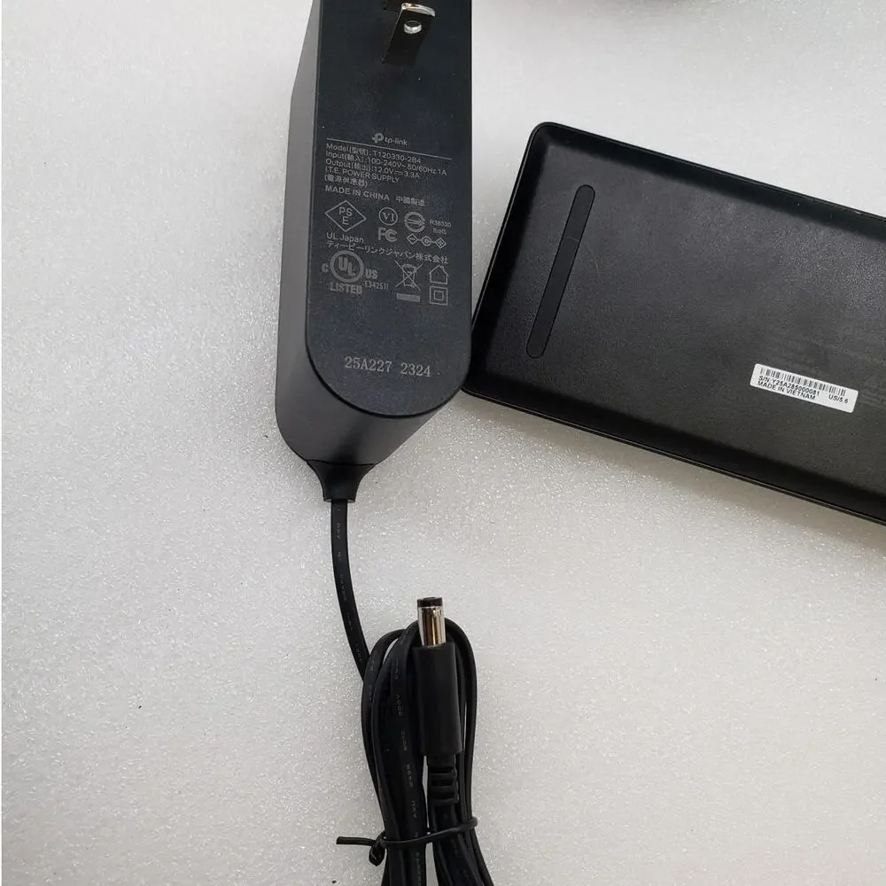 TP-Link USB 3.0 7-Port Data Hub with 2 Smart Charging Ports (UH720)