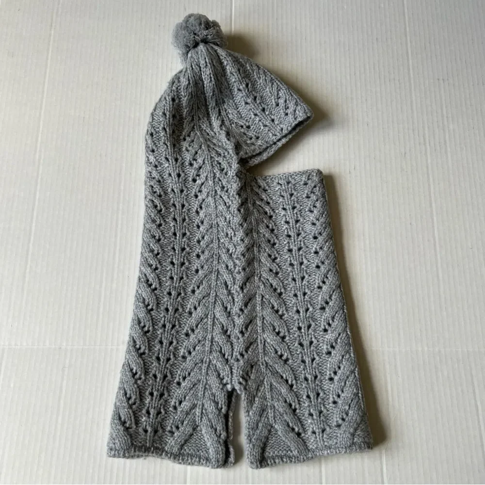 Luxton S-M Balaclava Hood Scarf Hat Gray