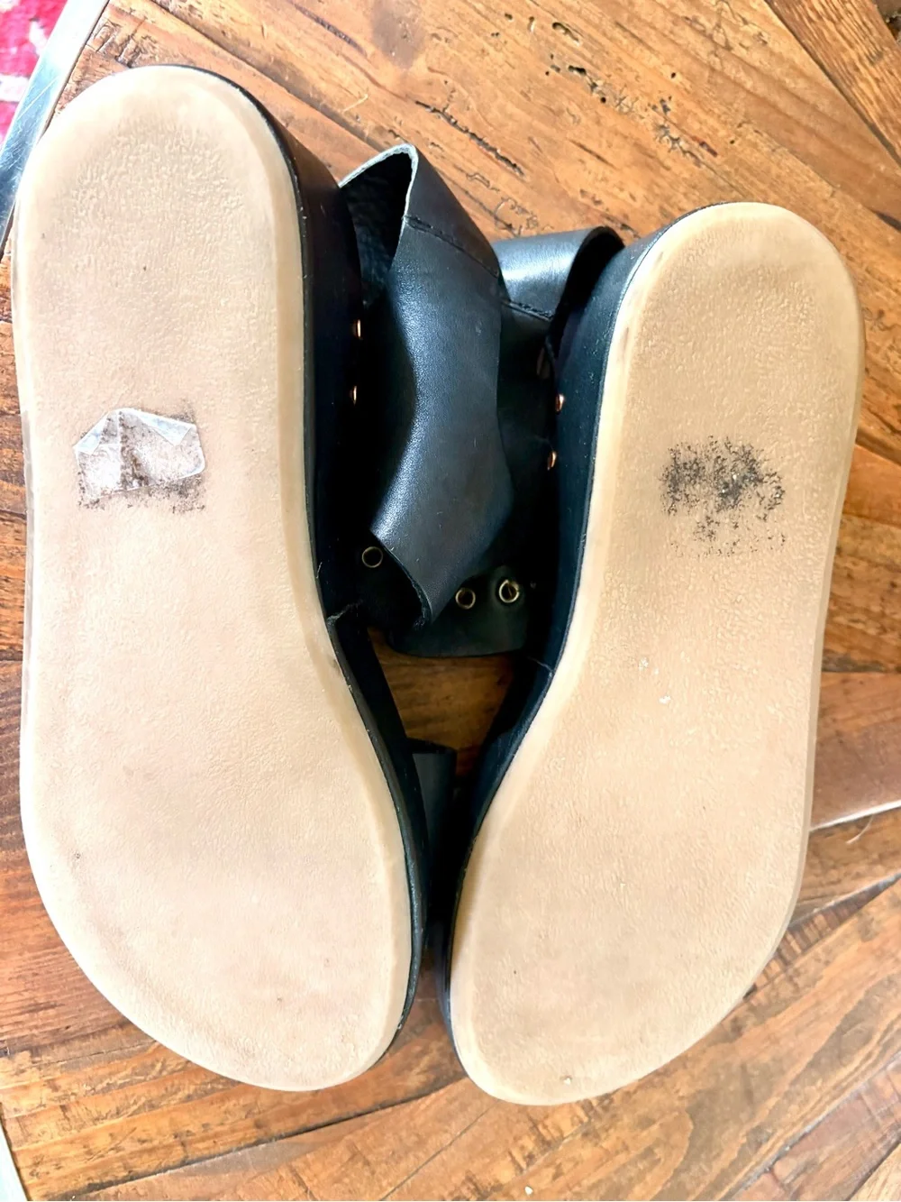 beek black platform