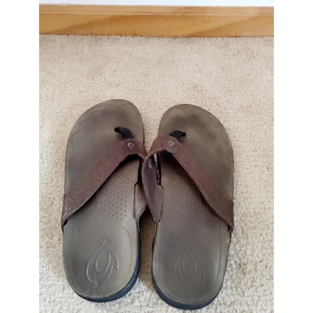 OluKai beach preppy