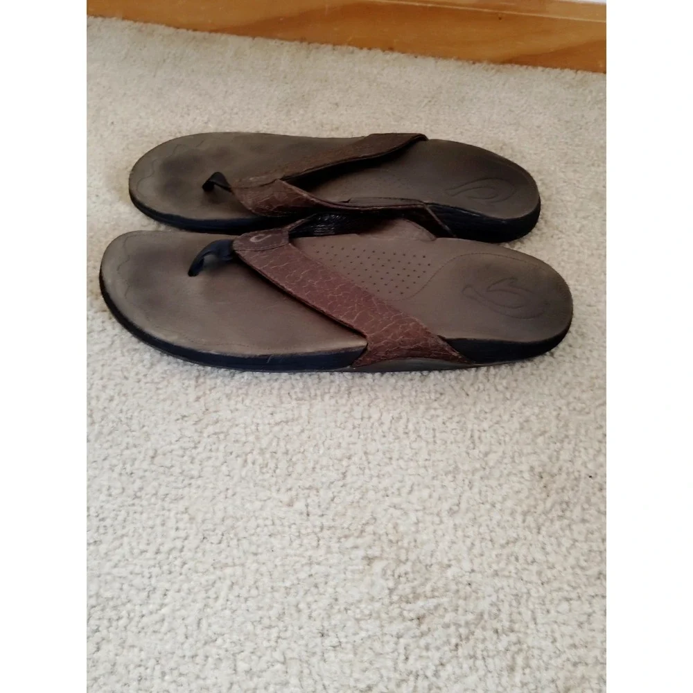 OluKai beach preppy