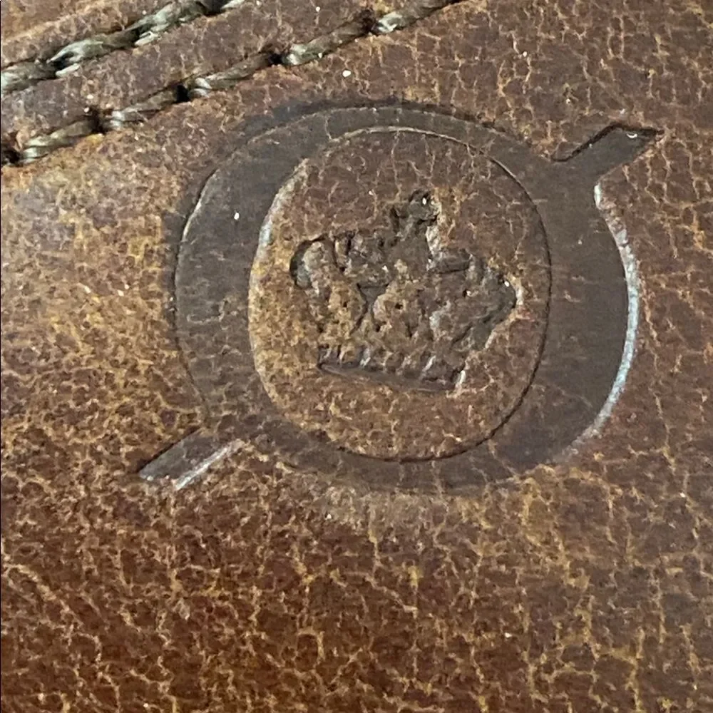 Born chestnut leather