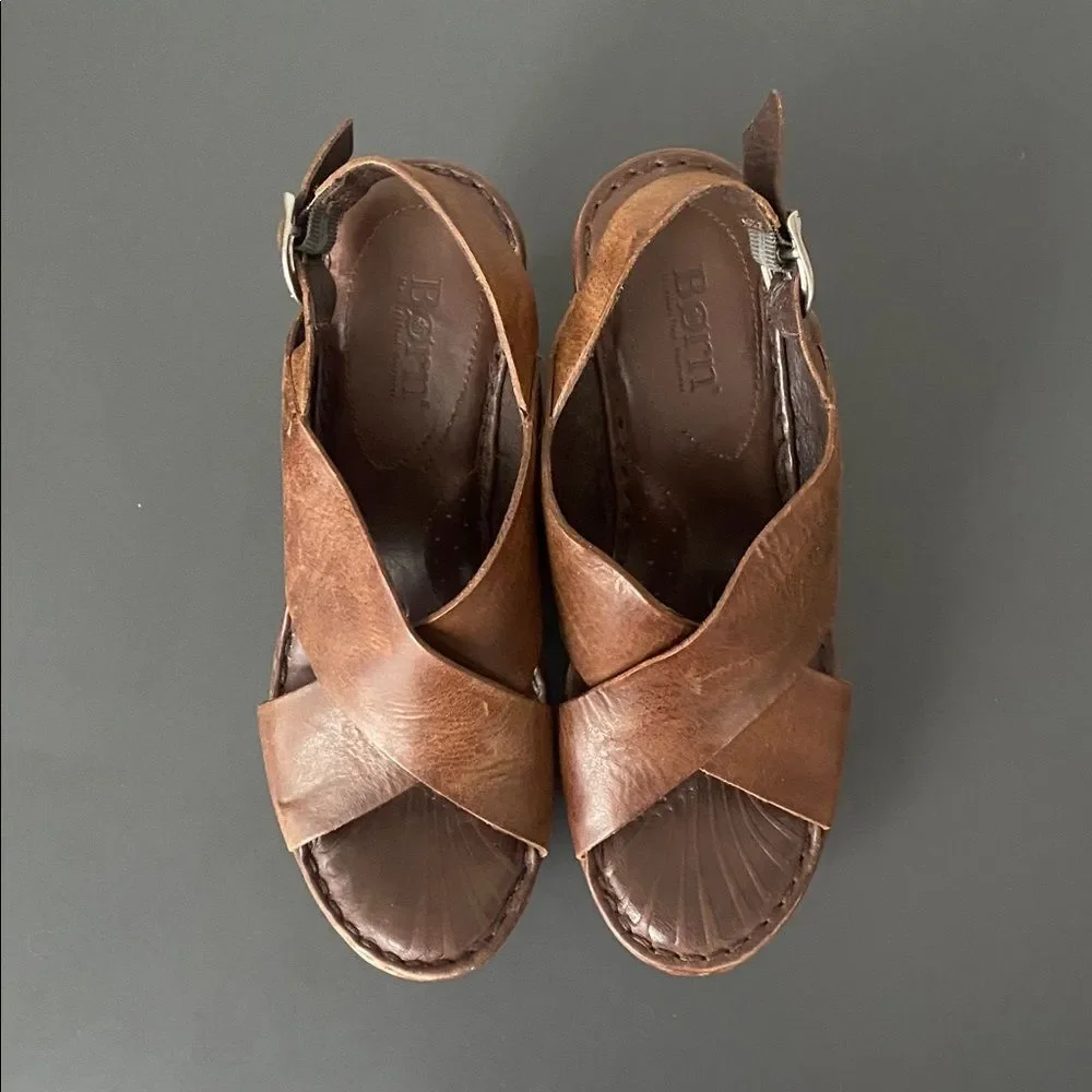 Born chestnut leather