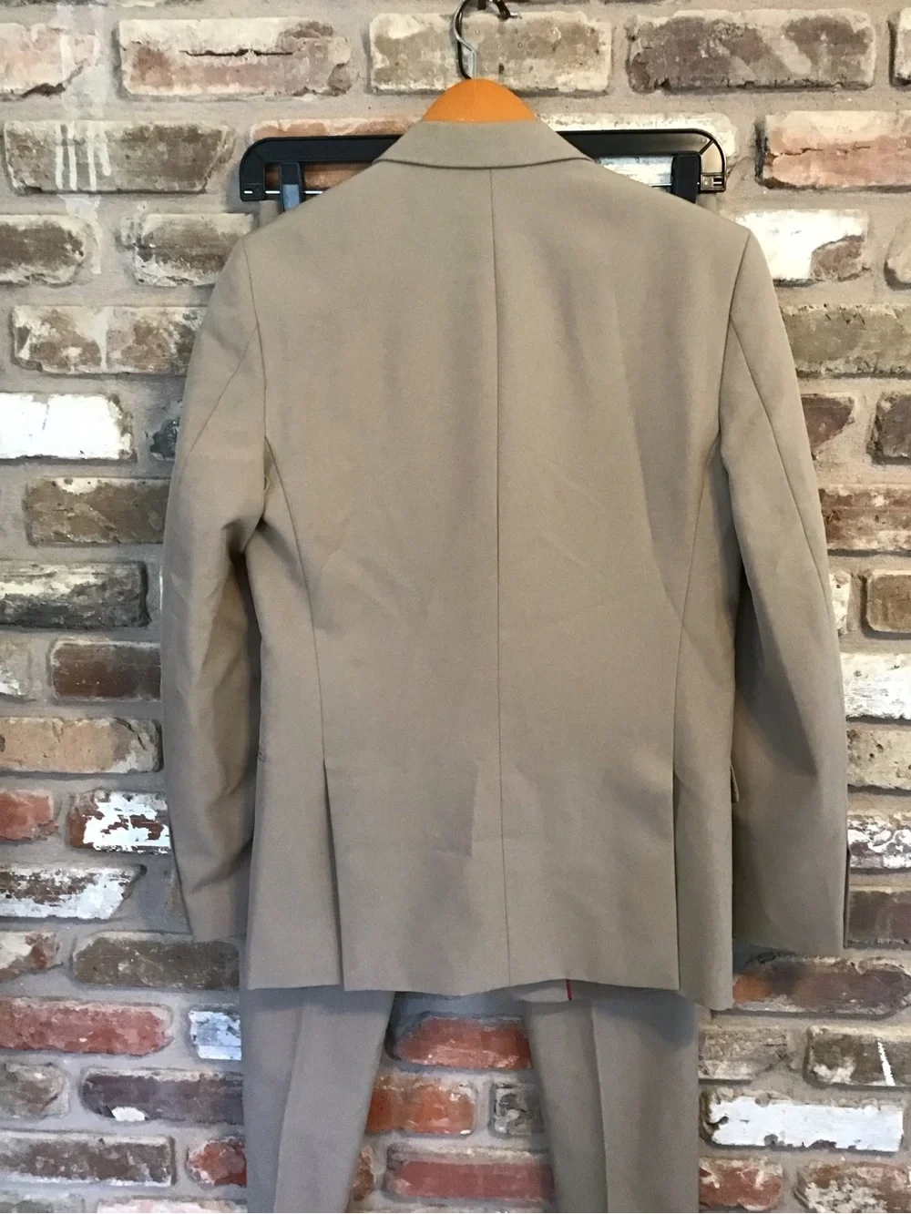 PAUL LORENZO Men's Tan Classic Two-Button Suit Jacket and Pants 36R