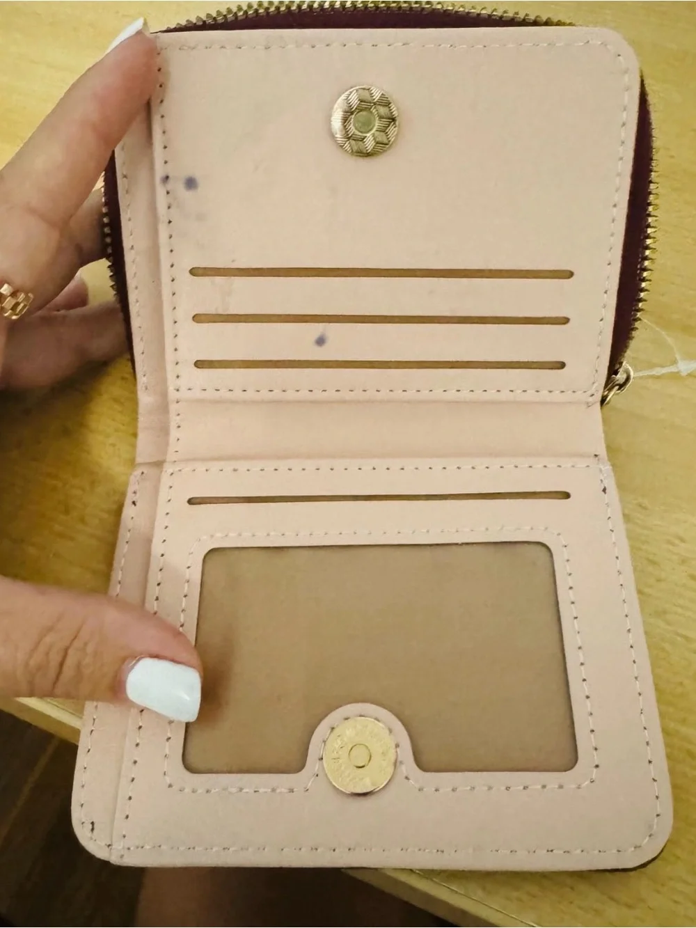 N/A compact women