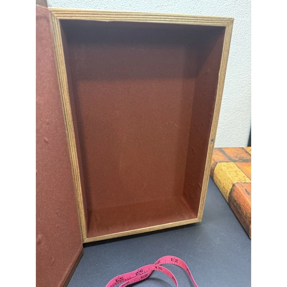 Unbranded product pair