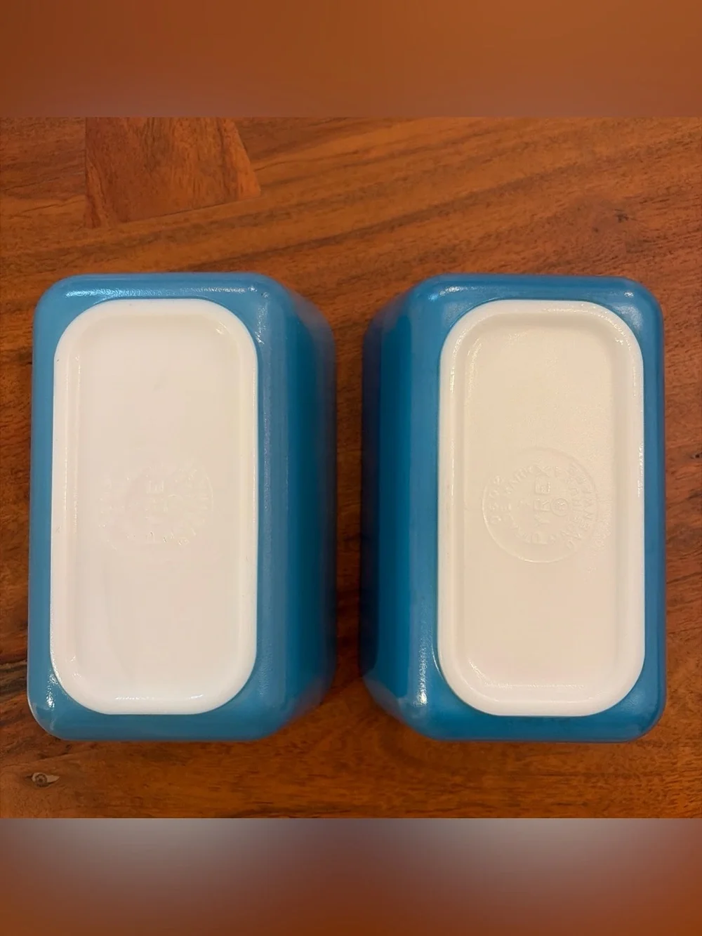 Pyrex vintage 0502