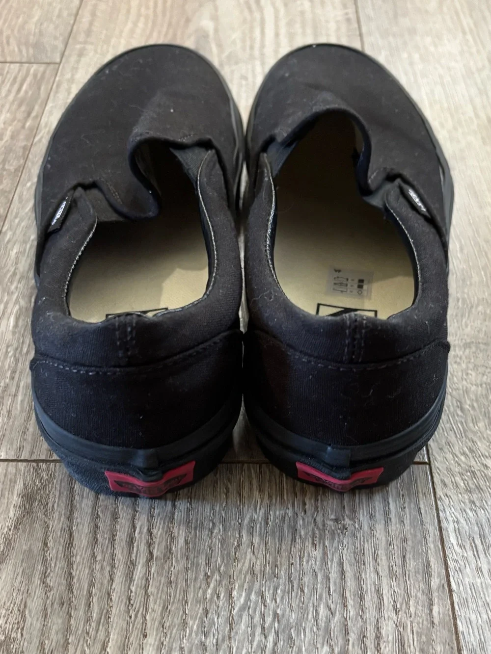 VANS men’s black slip on