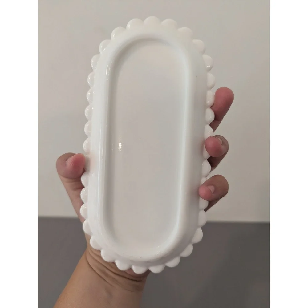 Fenton vintage white
