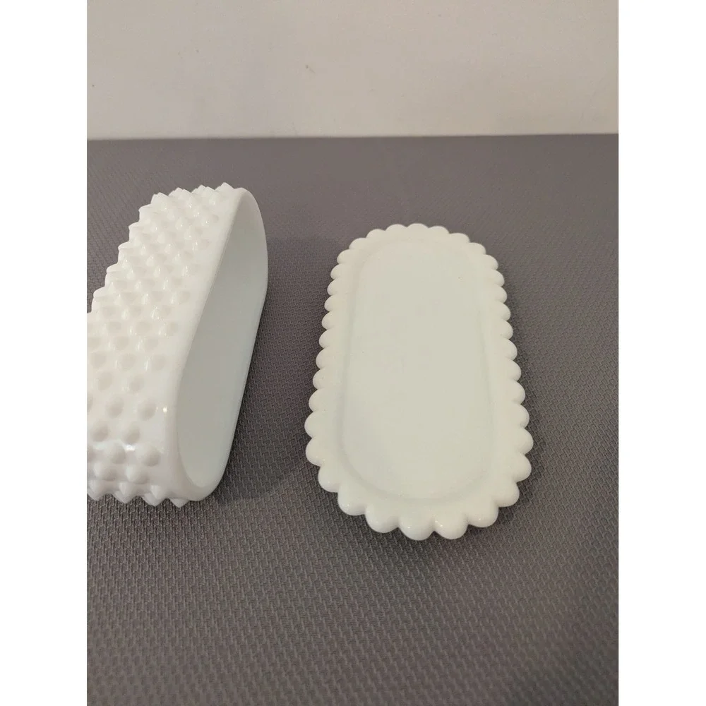 Fenton vintage white