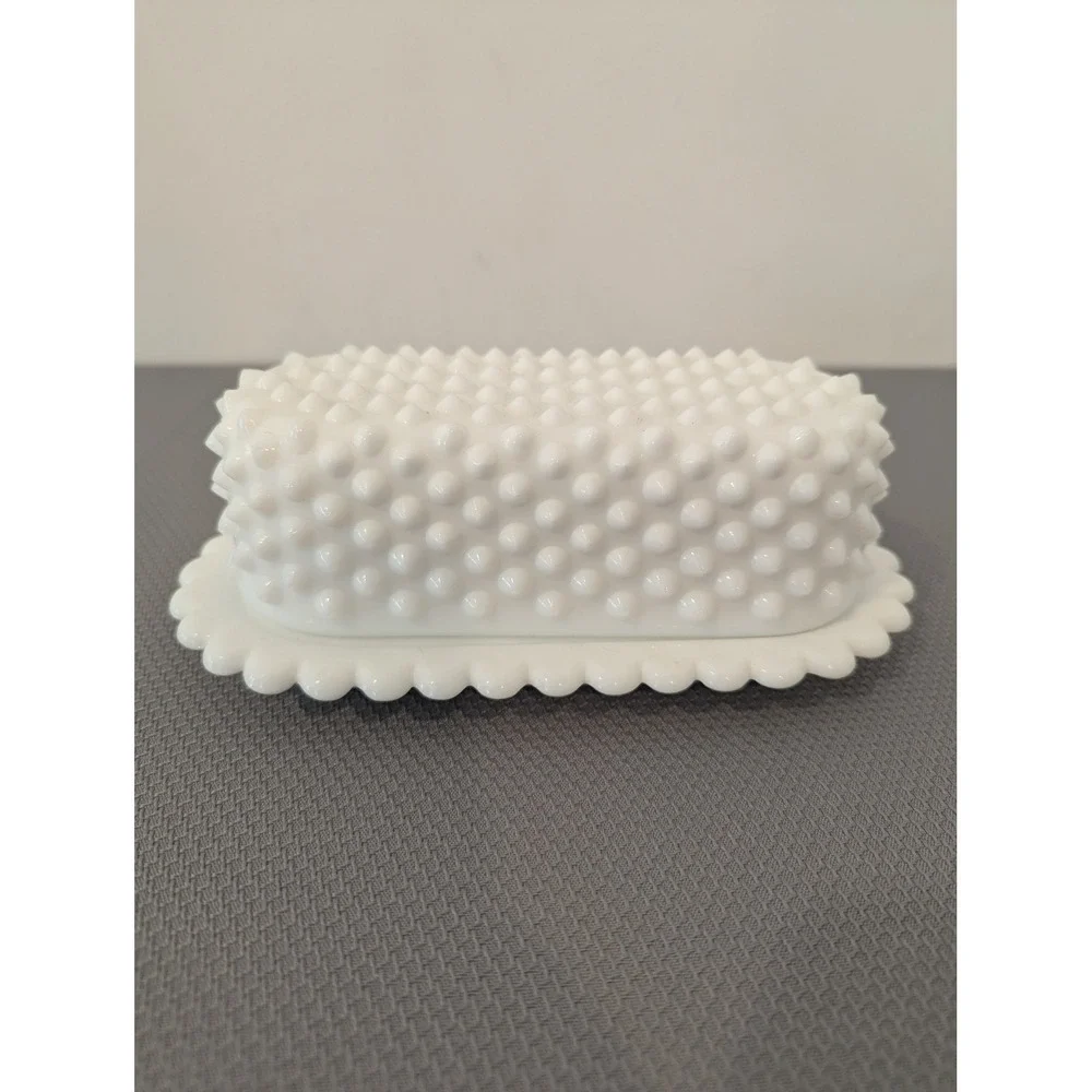 Fenton vintage white