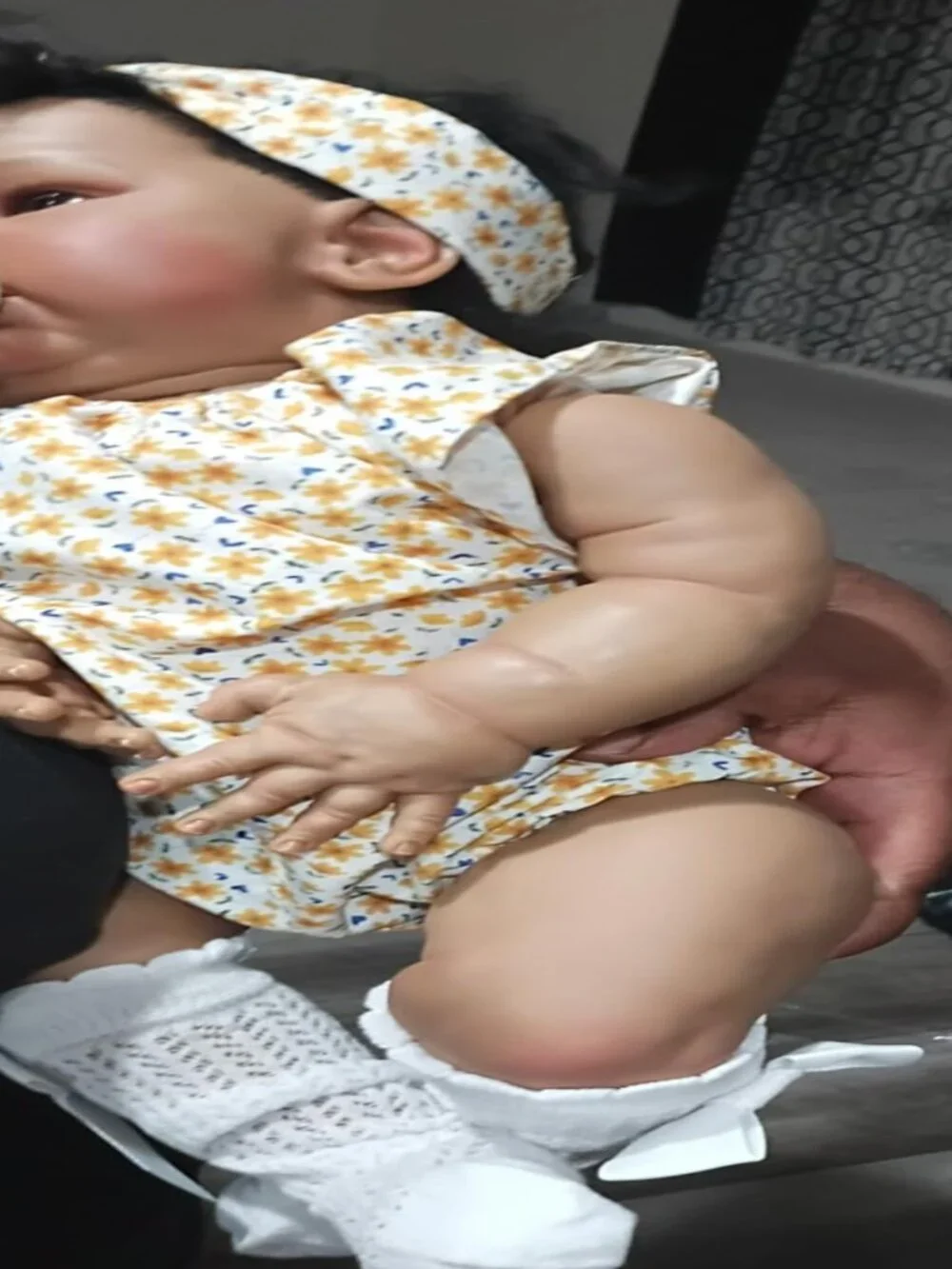 N/A 24 lifelike