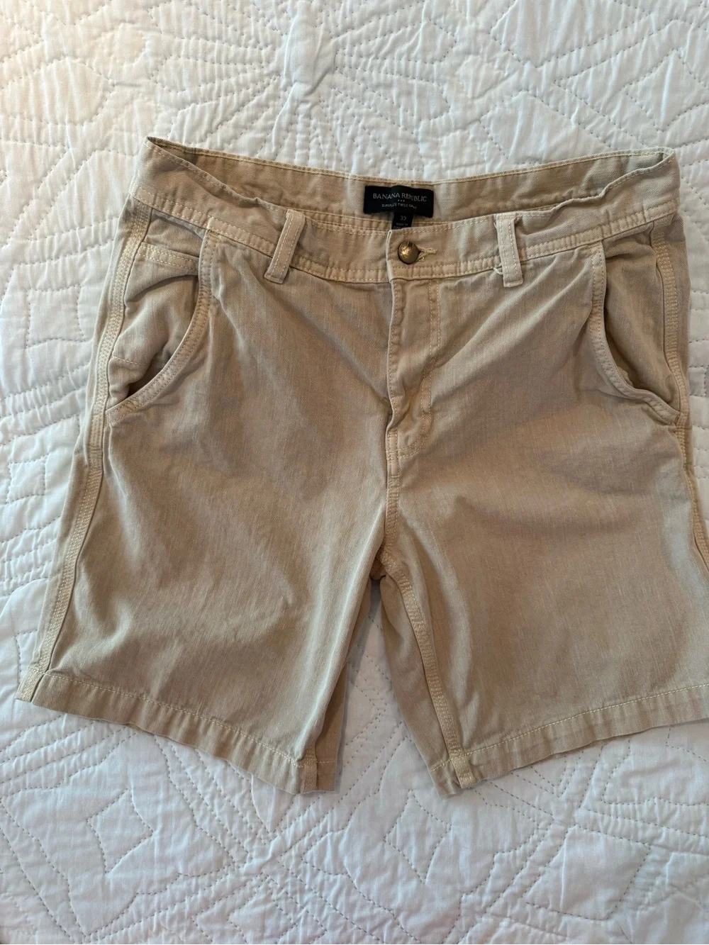 Banana Republic Beige Flat-Front Men's Shorts