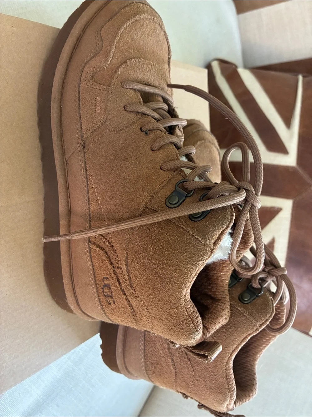 UGG classic youth