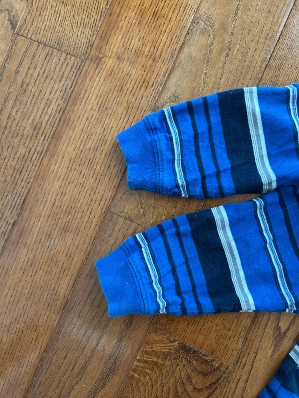 Old Navy VINTAGE toddler shirt