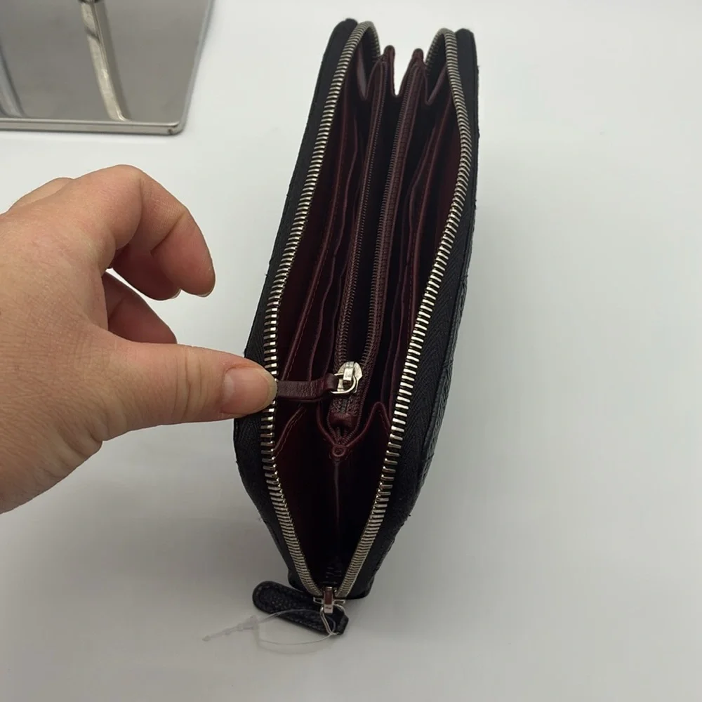 CHANEL preloved authentic