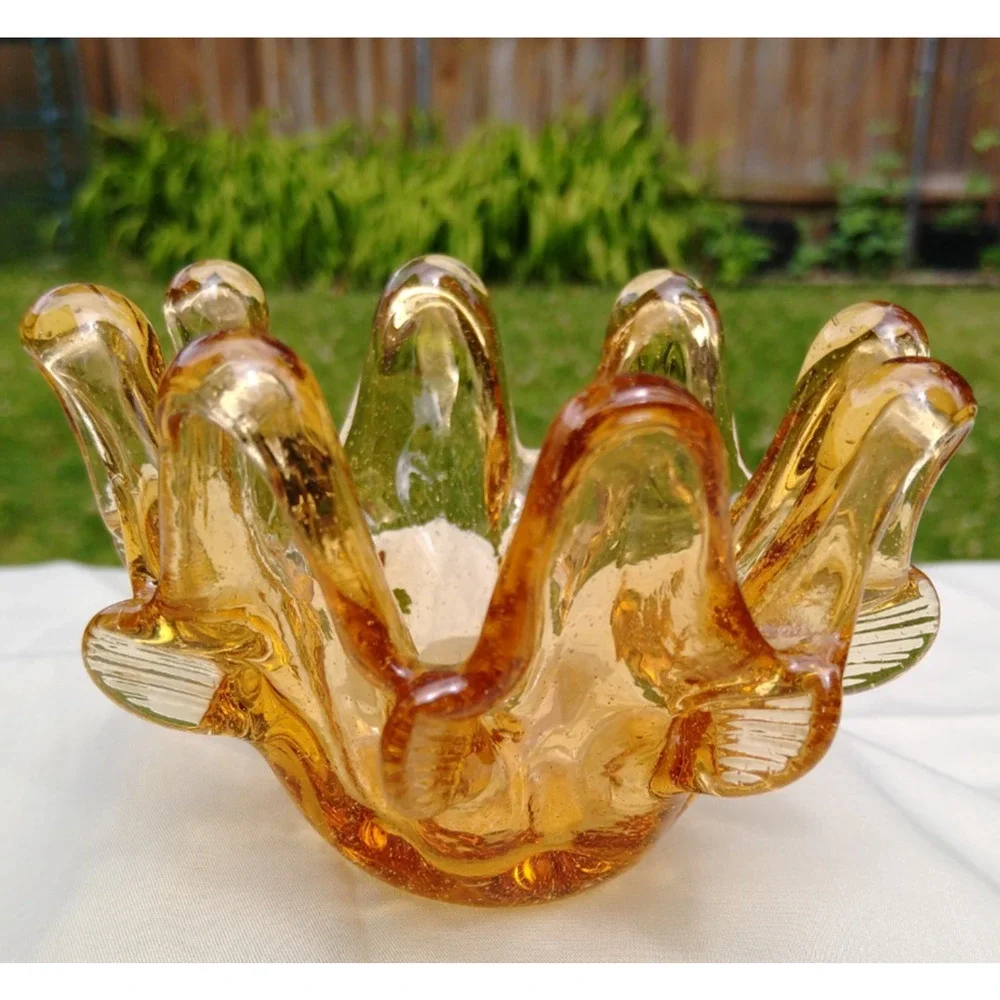 L E Smith Amber Art Glass Swung Bowl 5 Inch Pinched Fingers Simplicity Vintage