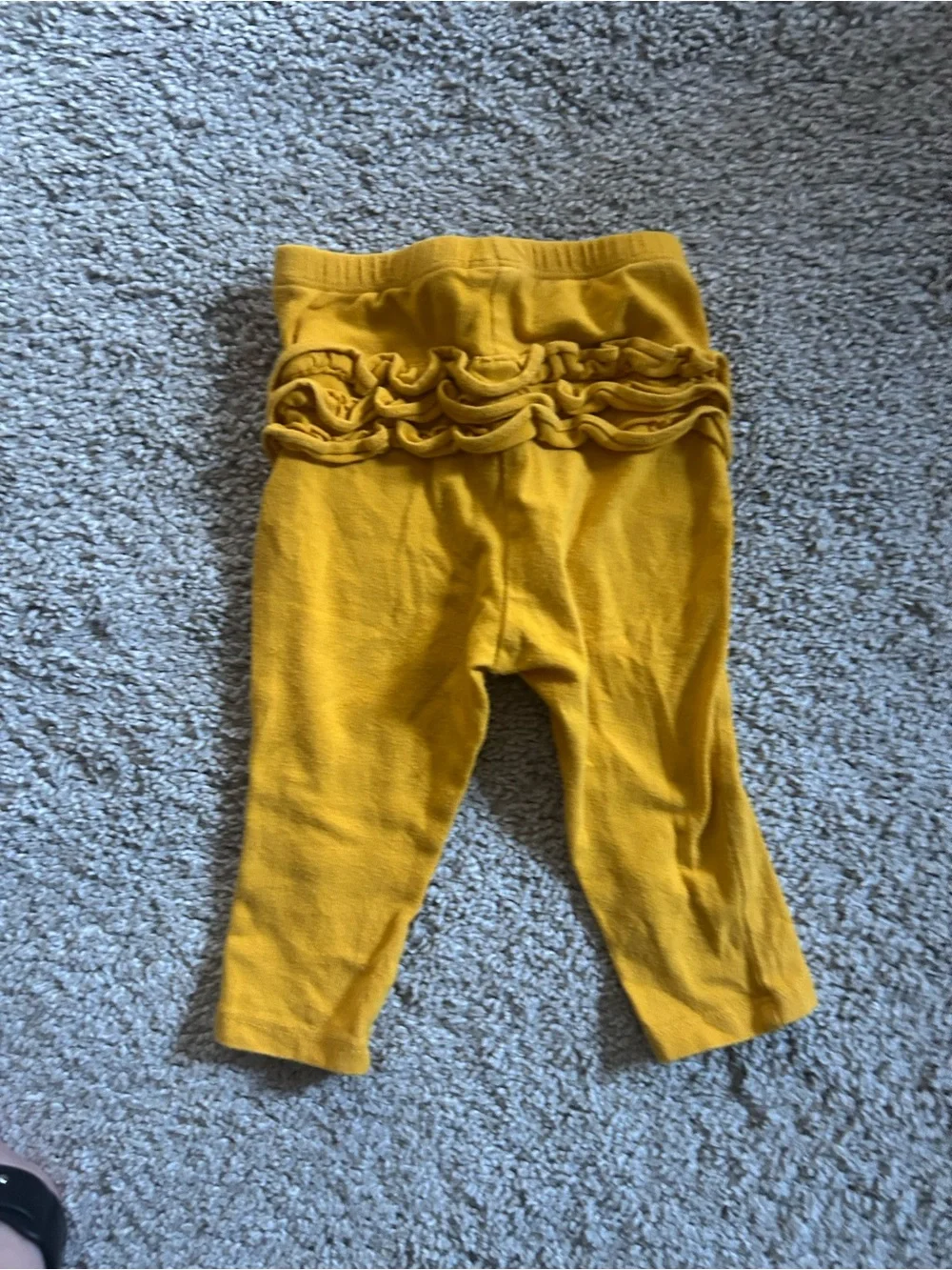 Old Navy 6-12 Month Gold Ruffled Leggings