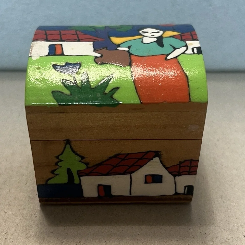 Vintage Nesting La Palma El Salvador Handmade & Painted Wooden boxes