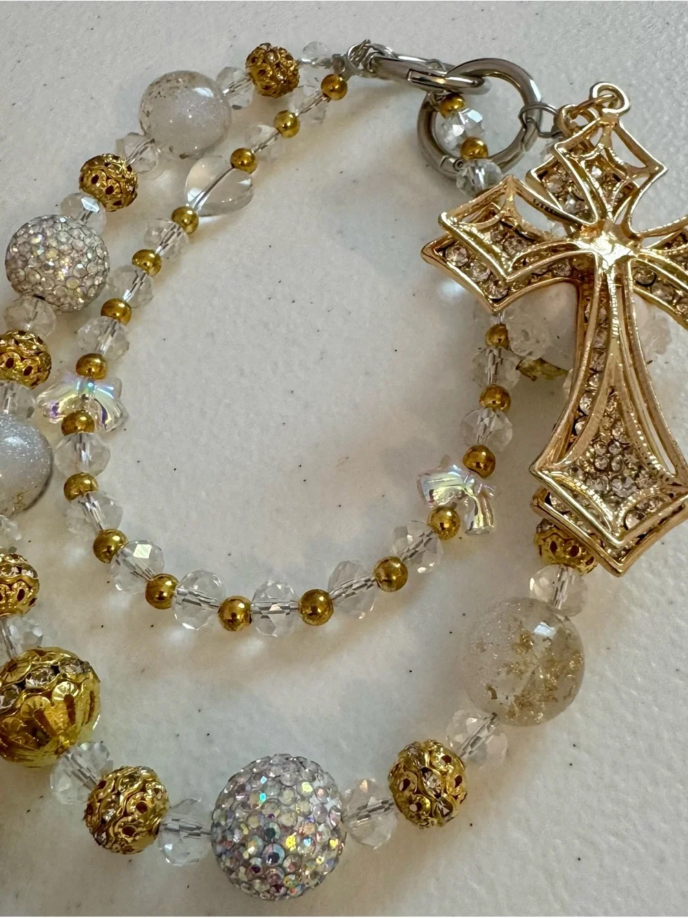 unbranded gold tone