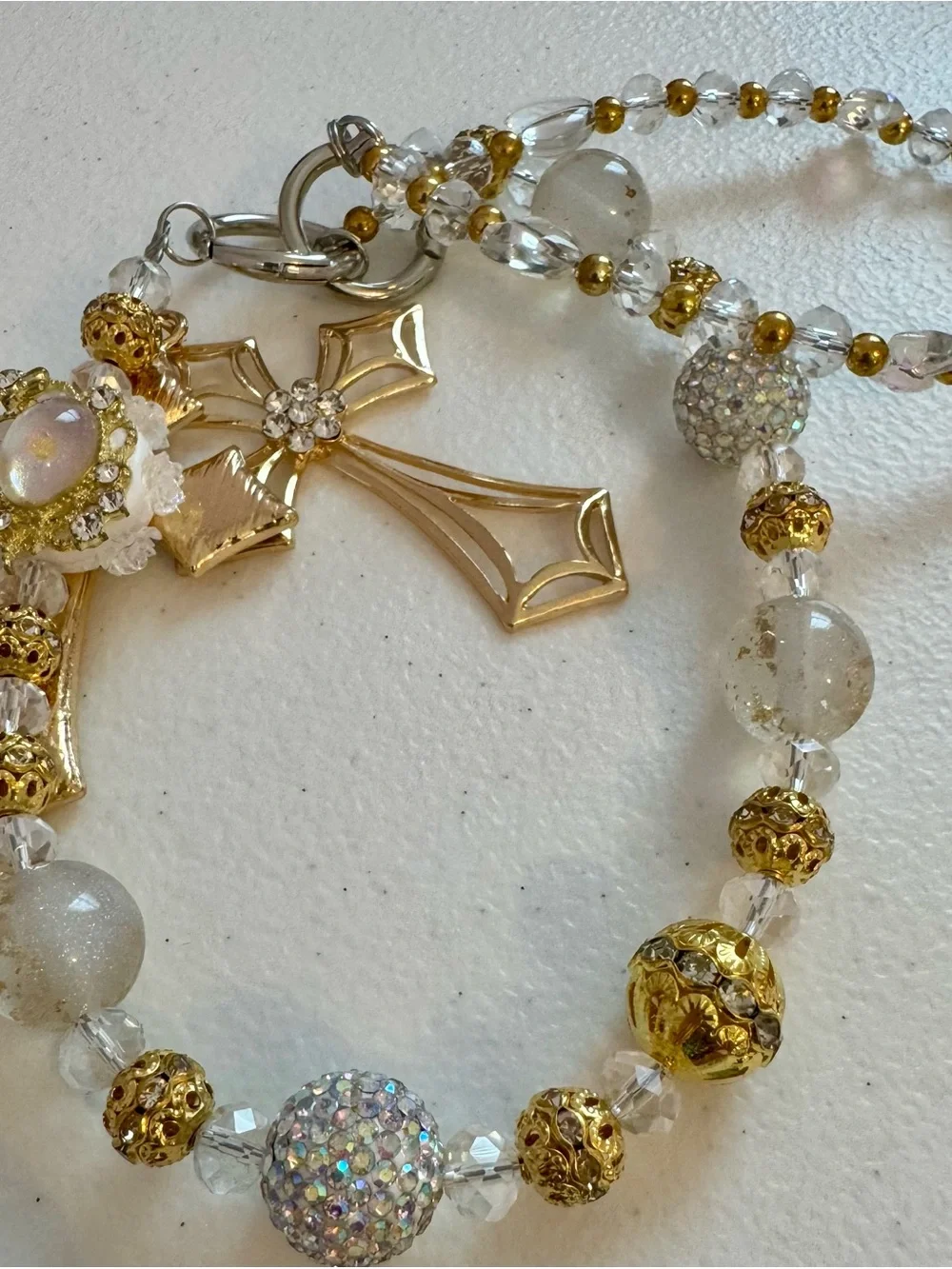 unbranded gold tone