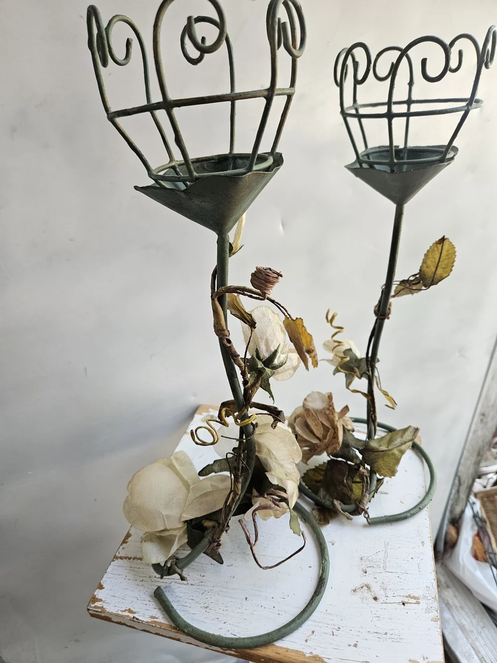Source Unknown pair metal