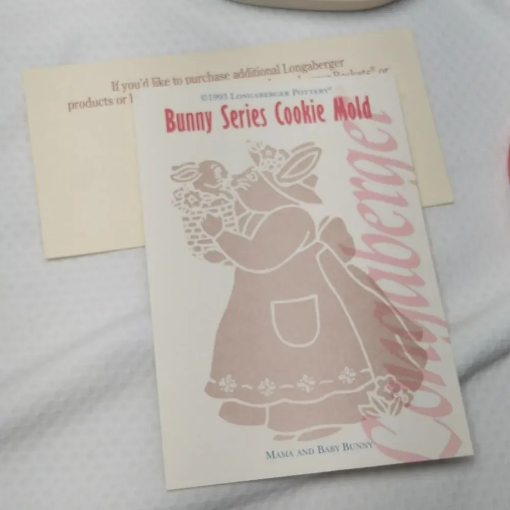 Vintage Longaberger Woven Traditions Ceramic Bunny Cookie Mold Tie-On 1994 Box