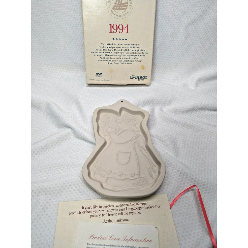 Vintage Longaberger Woven Traditions Ceramic Bunny Cookie Mold Tie-On 1994 Box