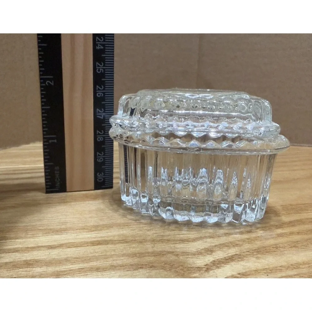 VTG Homco Home Interiors Ridged Lidded Heart Shaped Trinket Box Clear Glass 2.5