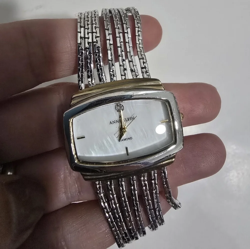 Anne Klein anne klein