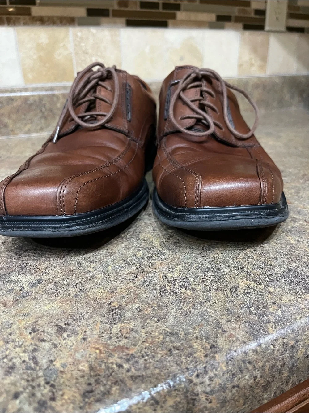 Clarks Unstructured Men’s Brown Leather Oxford Shoes Size 12M Comfort Casual