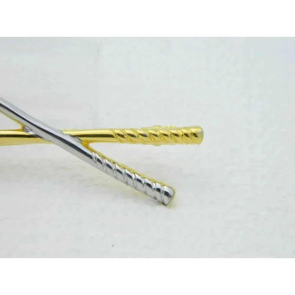 Vintage PAQUETTE Gold & Silver Tone Metal Golf Clubs Clear Rhinestone Pin Brooch