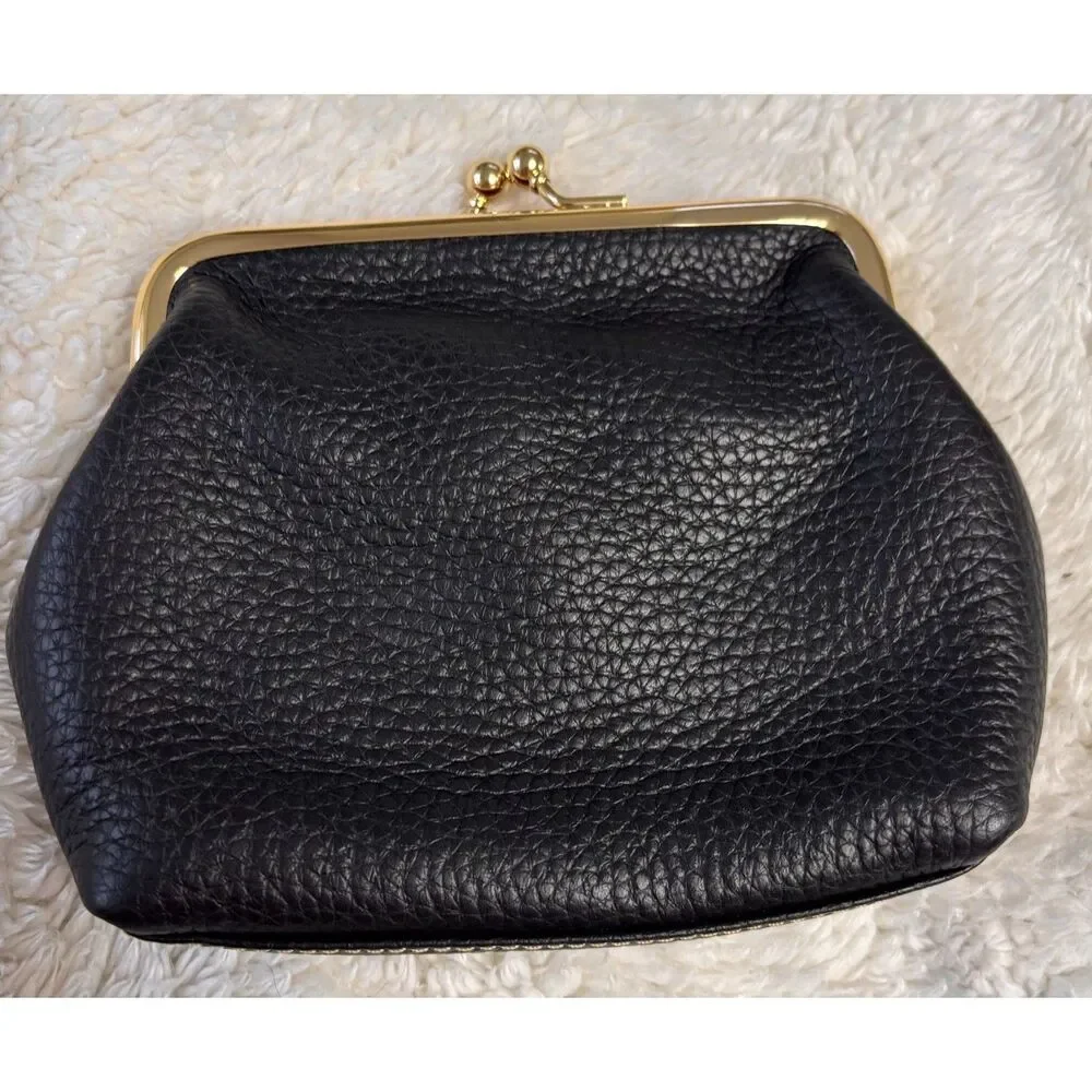 Dooney & Bourke up sale