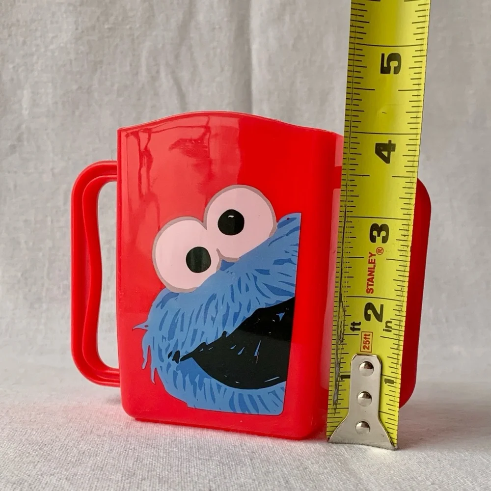 2013 Sesame Street Cookie Monster Kids Red Plastic Juice Box Holder with Handles