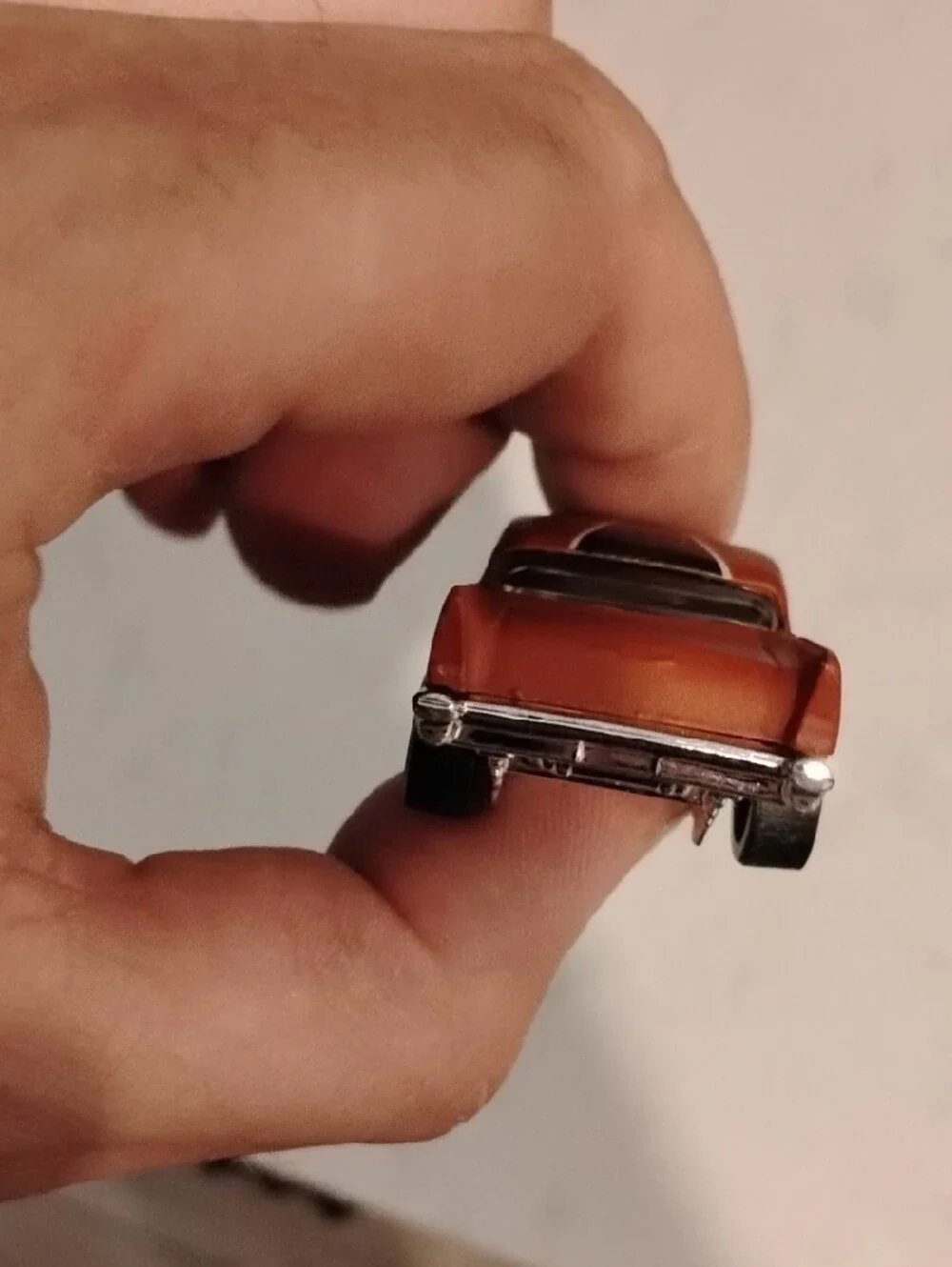 Hot Wheels red die