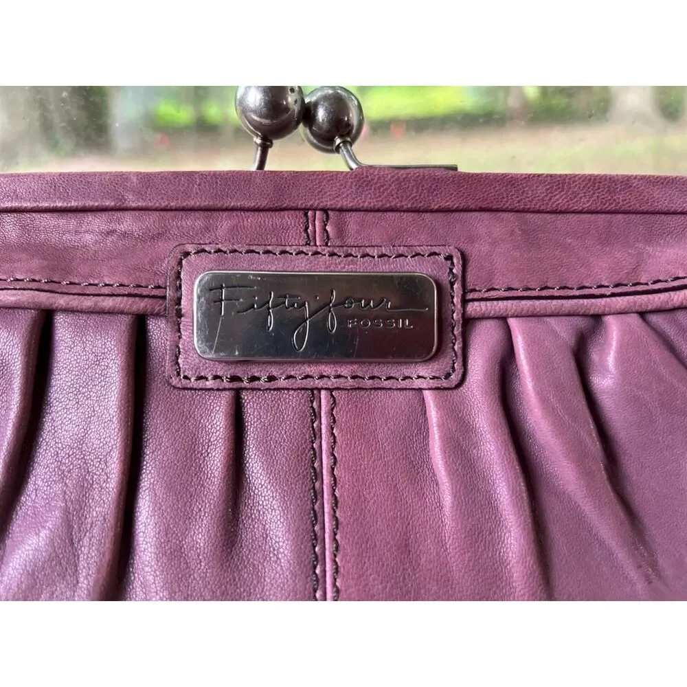 Fossil Fifty-Four Leather Kiss-Lock Clutch